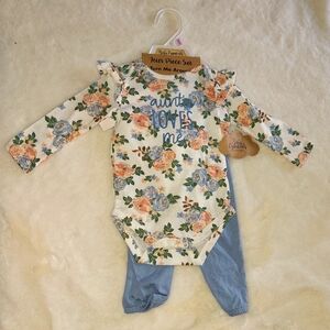 New Baby Essential Outfit